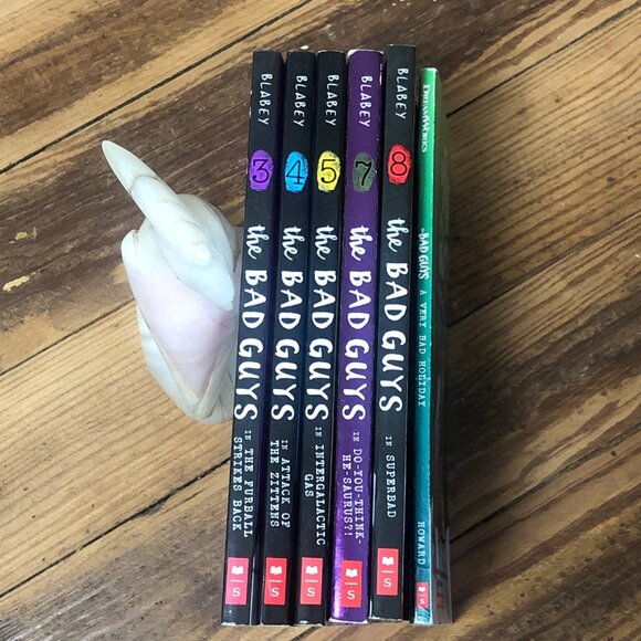 THE BAD GUYS Series - Lot of 6 Books - Picture 2 of 16